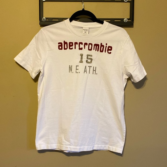 Abercrombie New York T-Shirt - Picture 1 of 4